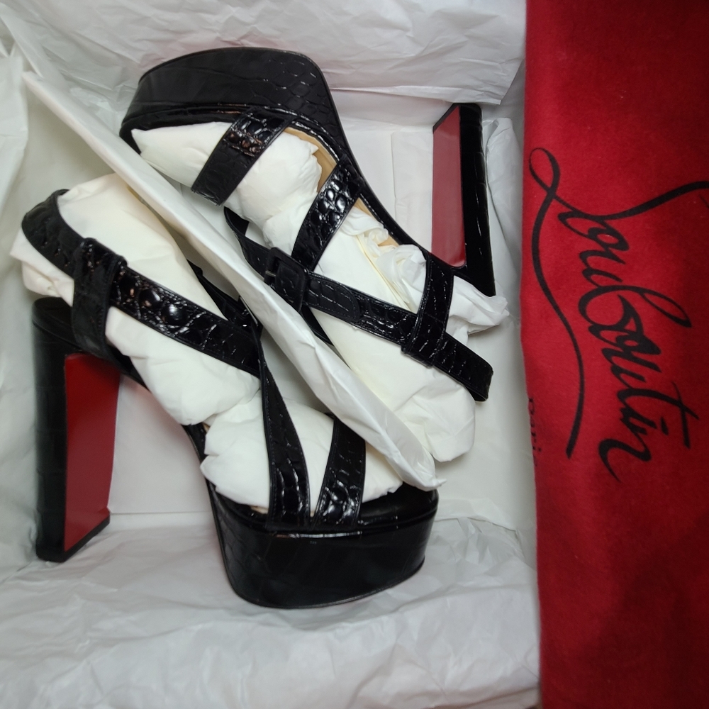 Christian Louboutin Selima heels